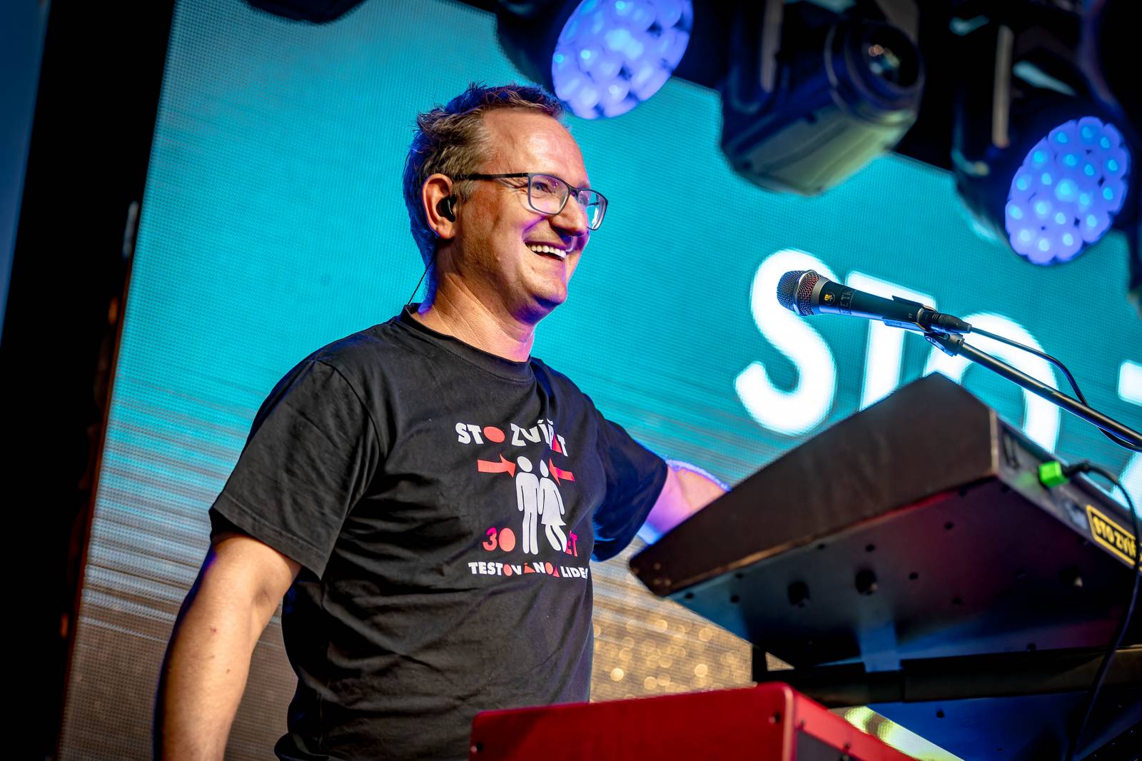 Ska pod hvězdami. Sto zvířat vzpomínalo v Riegrových sadech na Jana Kalinu