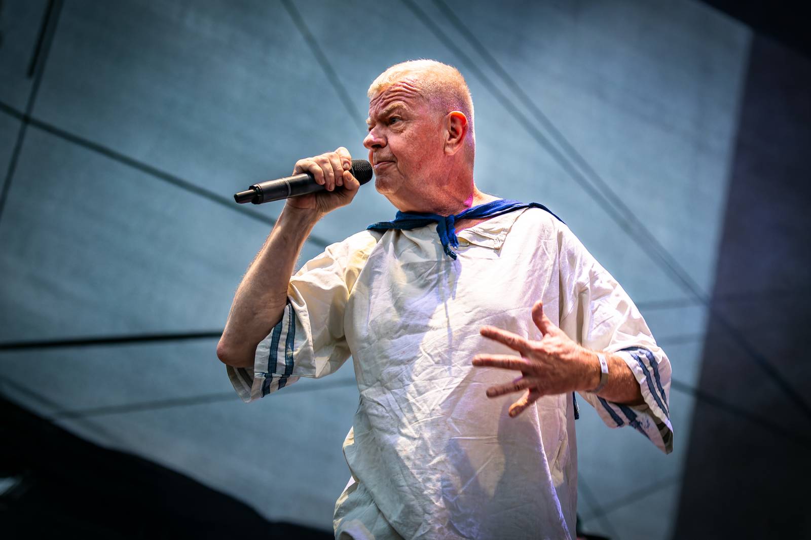 Mňága a Žďorp omládla. V pražském Areálu 7 se vrátila do devadesátek