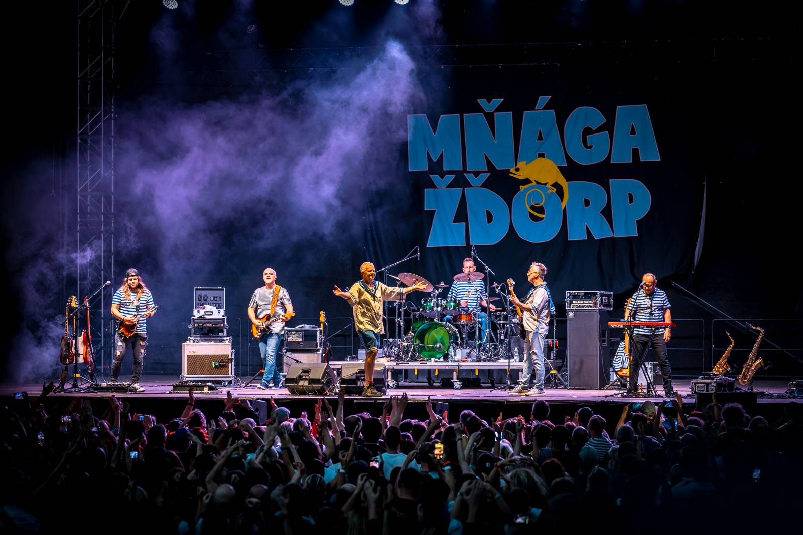 Mňága a Žďorp omládla. V pražském Areálu 7 se vrátila do devadesátek