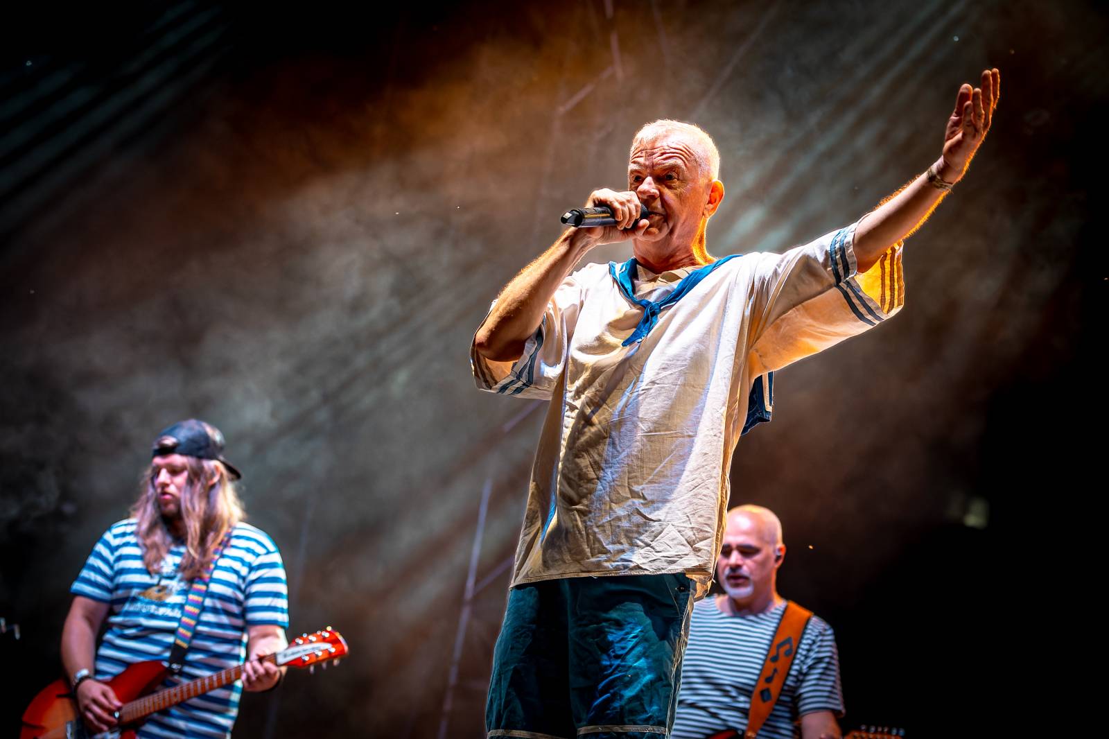 Mňága a Žďorp omládla. V pražském Areálu 7 se vrátila do devadesátek