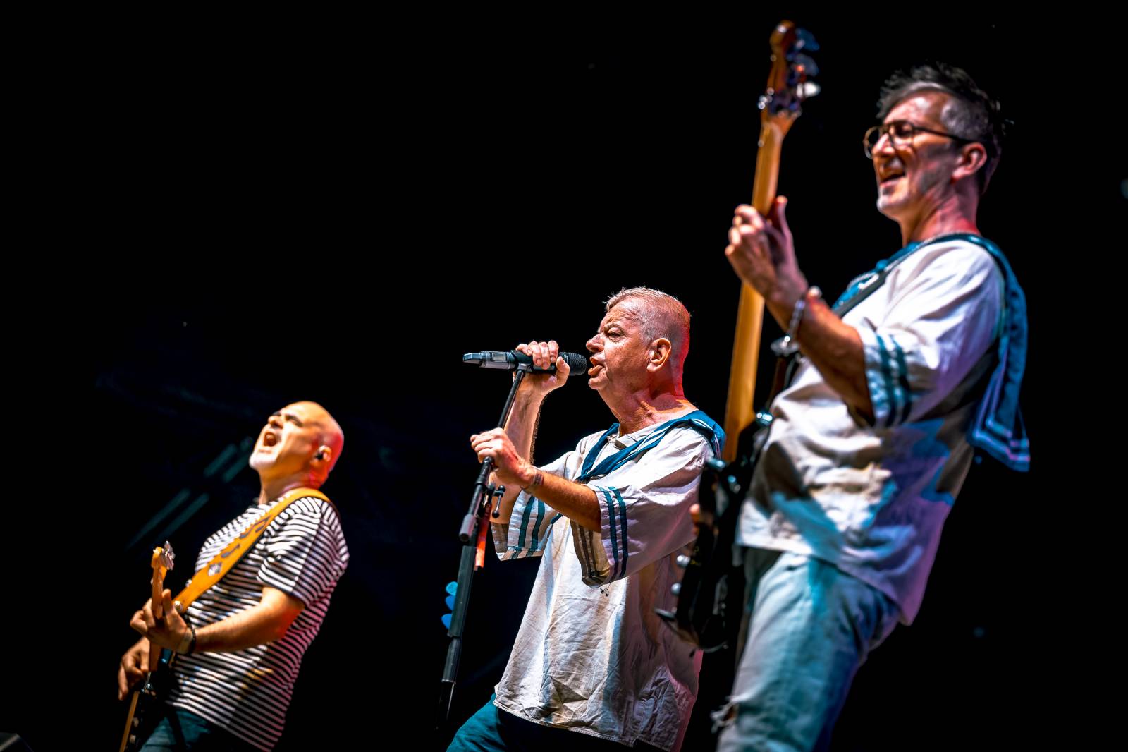 Mňága a Žďorp omládla. V pražském Areálu 7 se vrátila do devadesátek