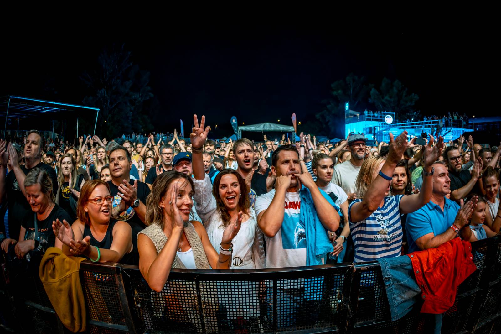 Mňága a Žďorp omládla. V pražském Areálu 7 se vrátila do devadesátek