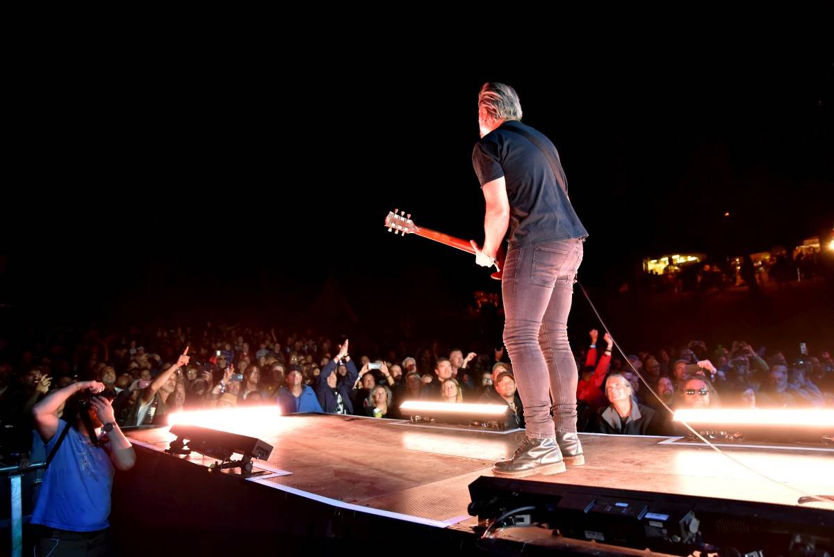 Otec českých festivalů TrutnOFF odstartoval koncerty Jasné Páky s Davidem Kollerem, Redzeda i Dymytry