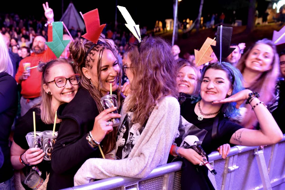 Otec českých festivalů TrutnOFF odstartoval koncerty Jasné Páky s Davidem Kollerem, Redzeda i Dymytry