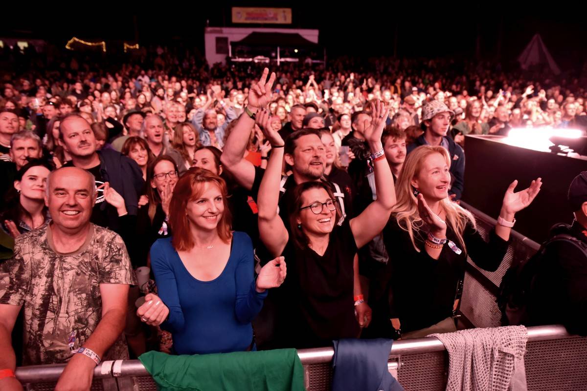 Otec českých festivalů TrutnOFF odstartoval koncerty Jasné Páky s Davidem Kollerem, Redzeda i Dymytry