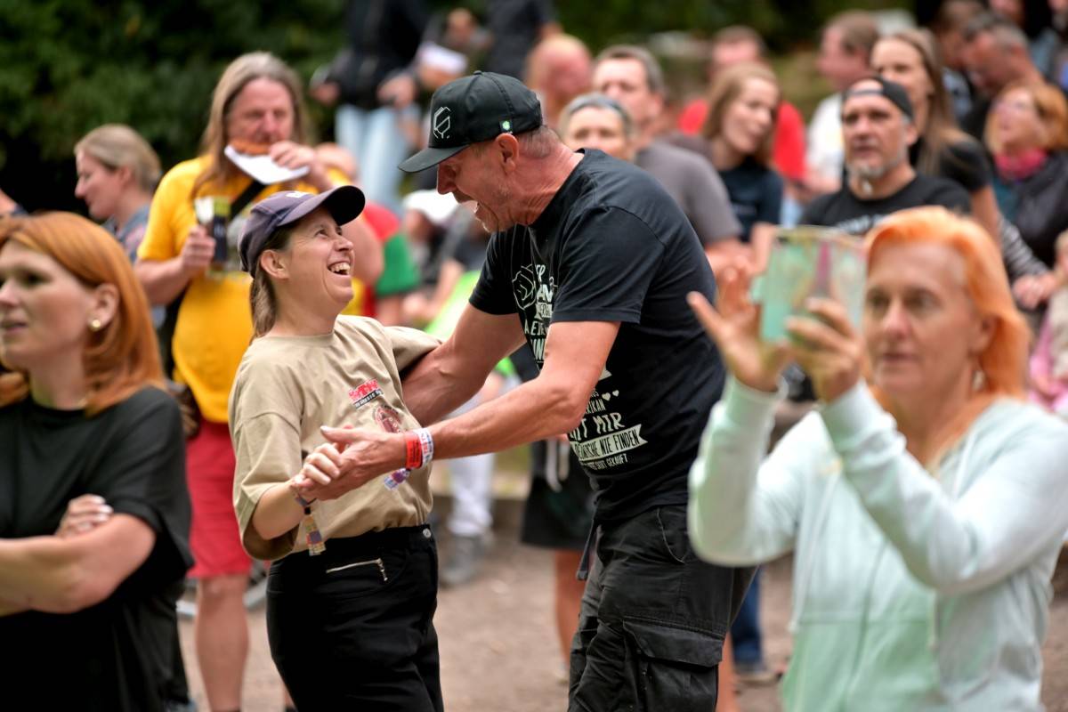 Otec českých festivalů TrutnOFF odstartoval koncerty Jasné Páky s Davidem Kollerem, Redzeda i Dymytry