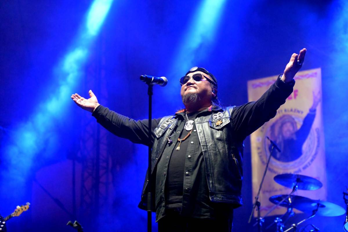 TrutnOFF, den druhý: Energií sálající Monkey Business, ostřílení punkeři SPS i hvězdný Johnny Rotten