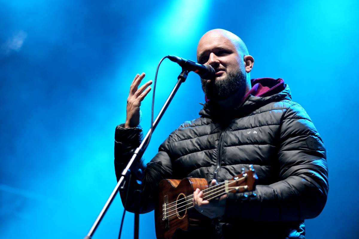 TrutnOFF, den druhý: Energií sálající Monkey Business, ostřílení punkeři SPS i hvězdný Johnny Rotten