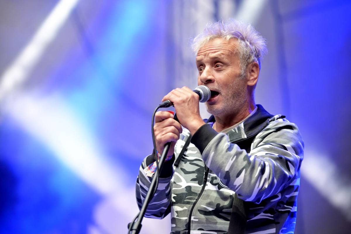 TrutnOFF, den druhý: Energií sálající Monkey Business, ostřílení punkeři SPS i hvězdný Johnny Rotten