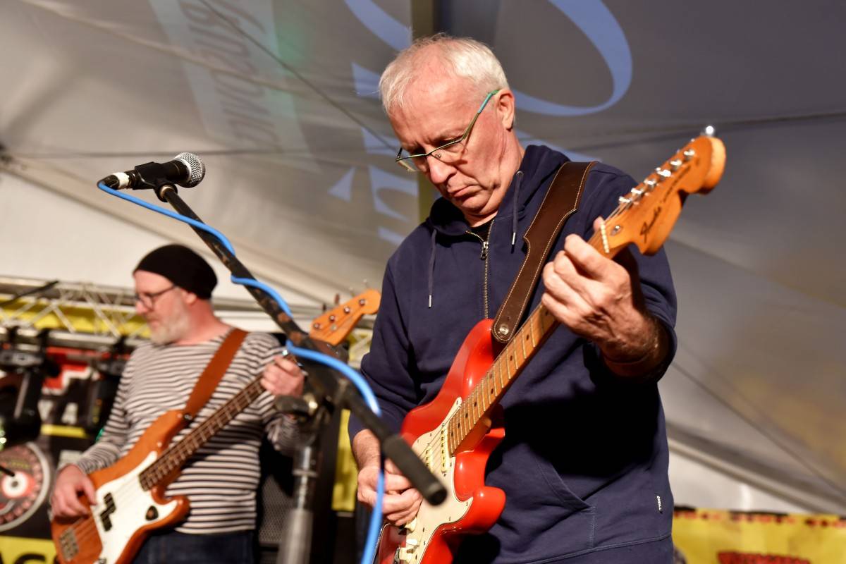 TrutnOFF, den druhý: Energií sálající Monkey Business, ostřílení punkeři SPS i hvězdný Johnny Rotten