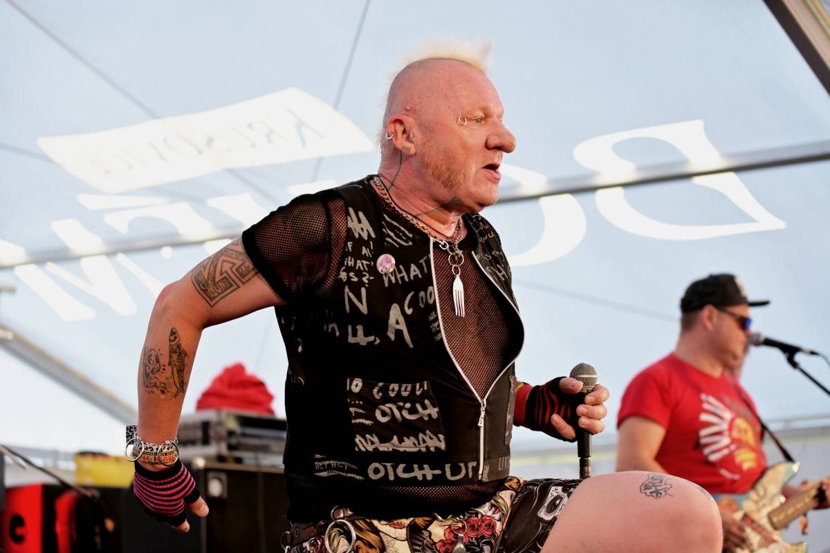 TrutnOFF, den druhý: Energií sálající Monkey Business, ostřílení punkeři SPS i hvězdný Johnny Rotten