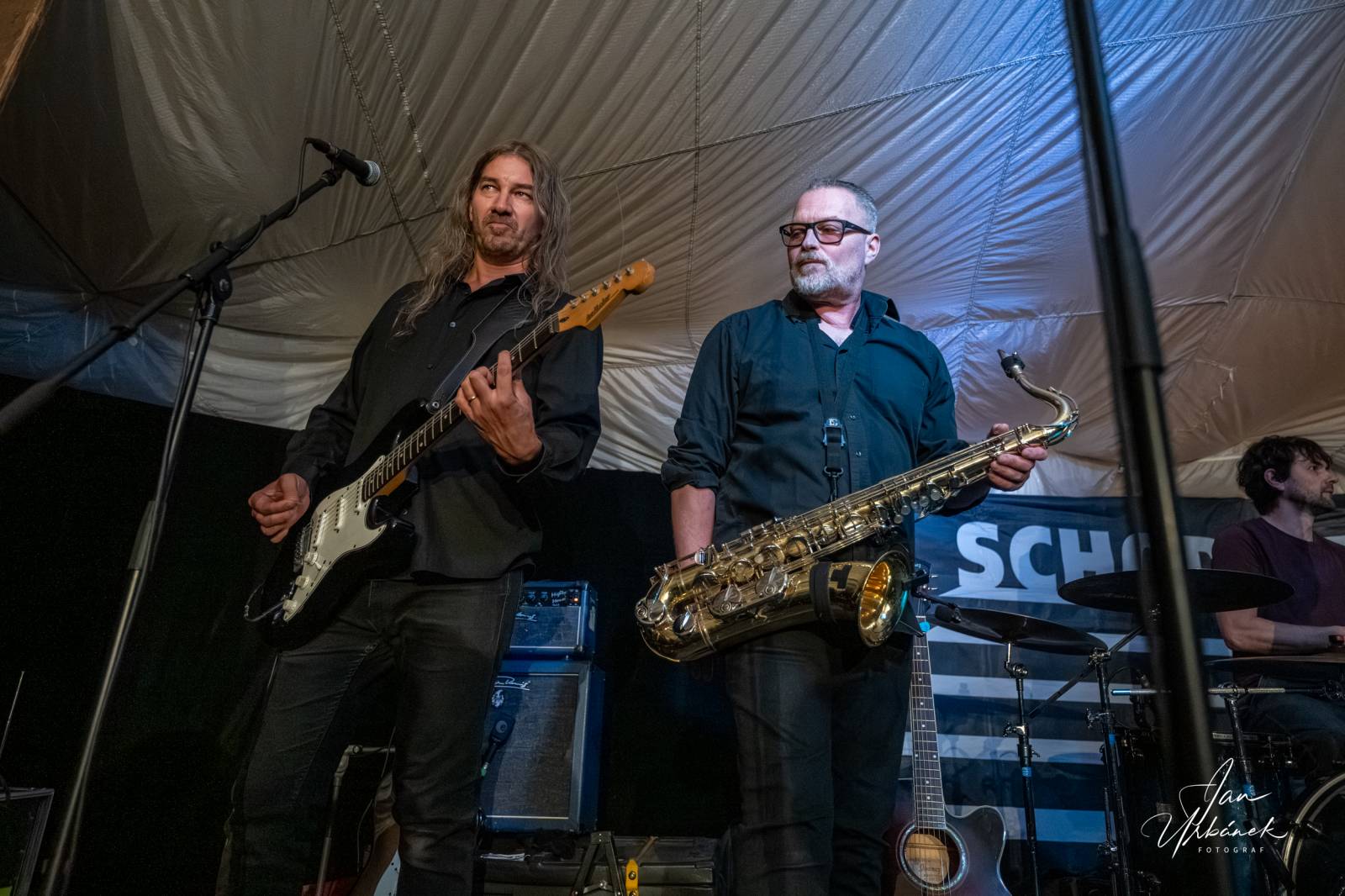 Schodiště je stále plné energie, kapela zaplnila stan na Letní Letné