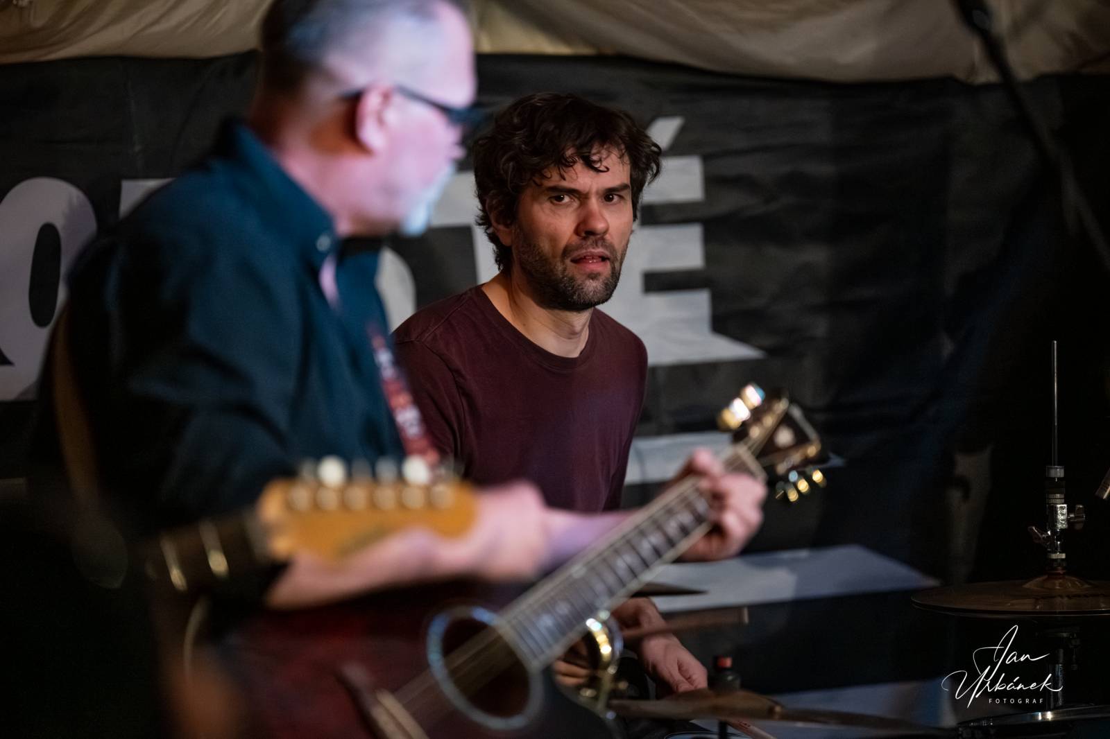 Schodiště je stále plné energie, kapela zaplnila stan na Letní Letné