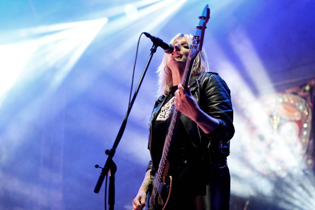 TrutnOFF nezastavil ani déšť. Sobota patřila Pražskému výběru, Michalovi Prokopovi i Visacímu zámku