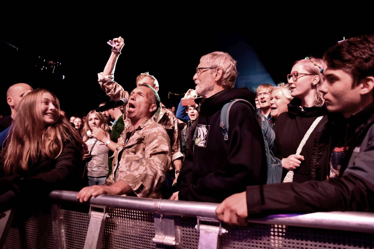 TrutnOFF nezastavil ani déšť. Sobota patřila Pražskému výběru, Michalovi Prokopovi i Visacímu zámku