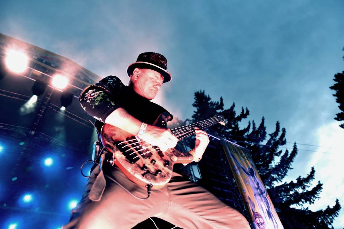 TrutnOFF nezastavil ani déšť. Sobota patřila Pražskému výběru, Michalovi Prokopovi i Visacímu zámku