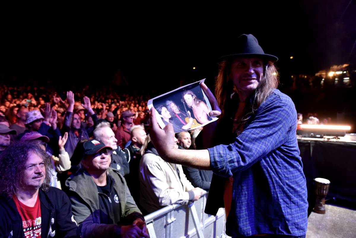 TrutnOFF nezastavil ani déšť. Sobota patřila Pražskému výběru, Michalovi Prokopovi i Visacímu zámku