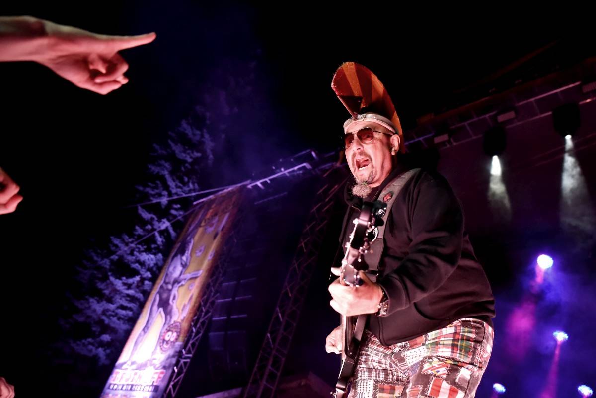 TrutnOFF nezastavil ani déšť. Sobota patřila Pražskému výběru, Michalovi Prokopovi i Visacímu zámku