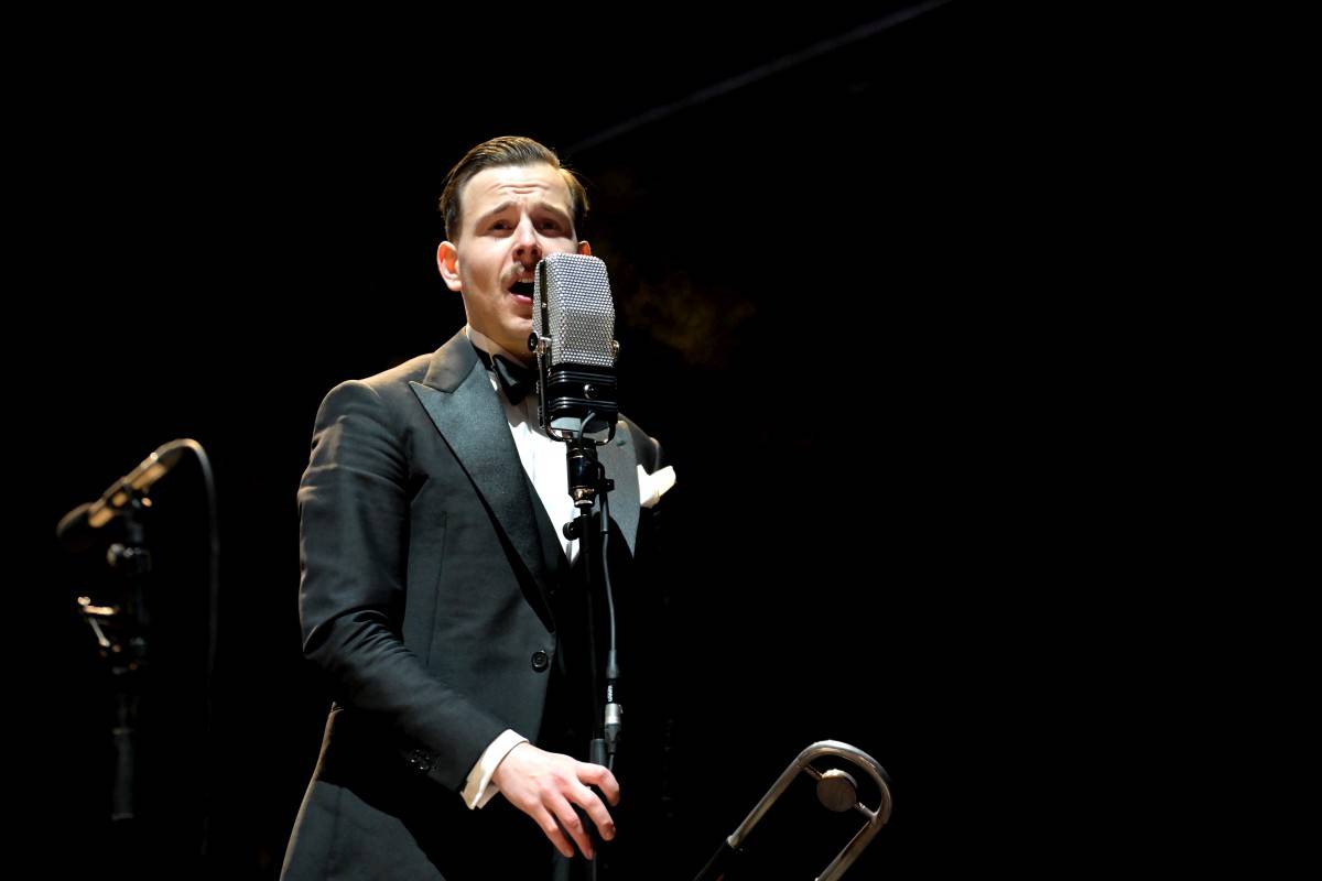 TrutnOFF nezastavil ani déšť. Sobota patřila Pražskému výběru, Michalovi Prokopovi i Visacímu zámku