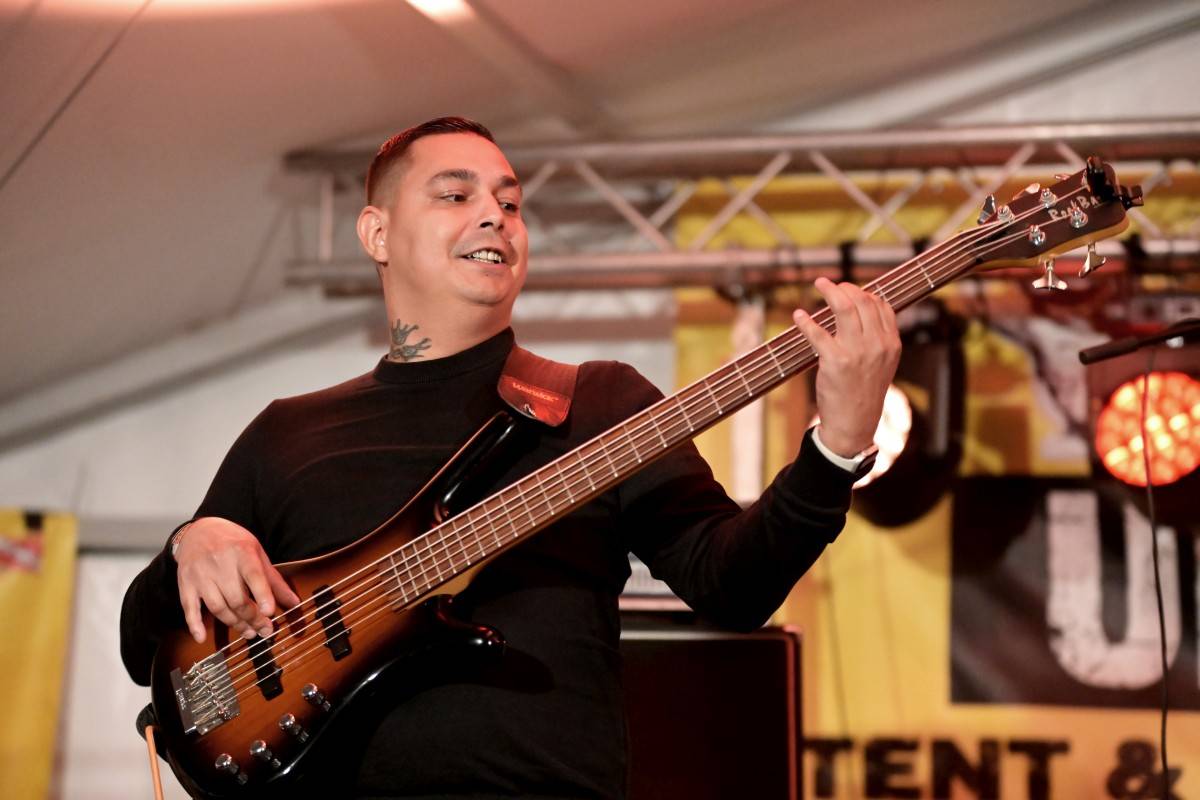 TrutnOFF nezastavil ani déšť. Sobota patřila Pražskému výběru, Michalovi Prokopovi i Visacímu zámku