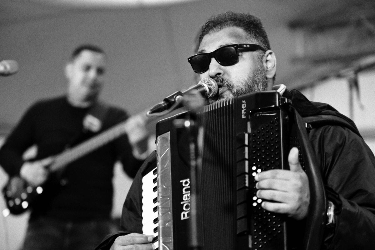 TrutnOFF nezastavil ani déšť. Sobota patřila Pražskému výběru, Michalovi Prokopovi i Visacímu zámku