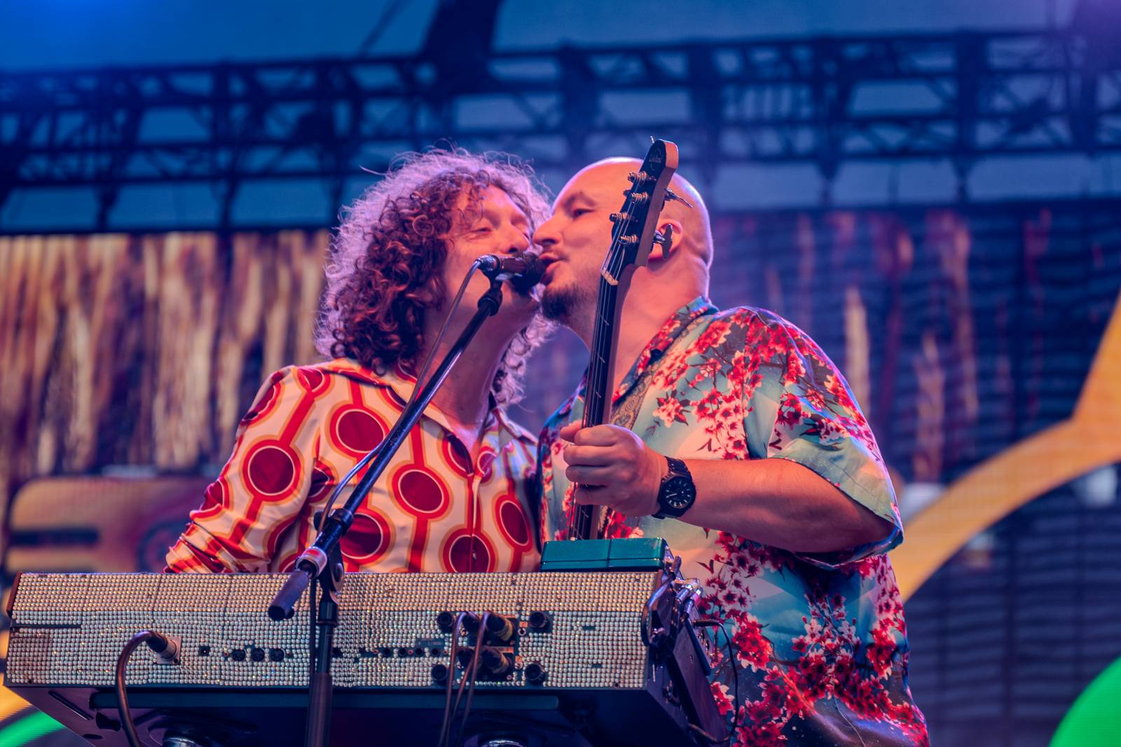 Mig 21 roztančili Holešovice, Areál 7 proměnili v jednu velkou párty