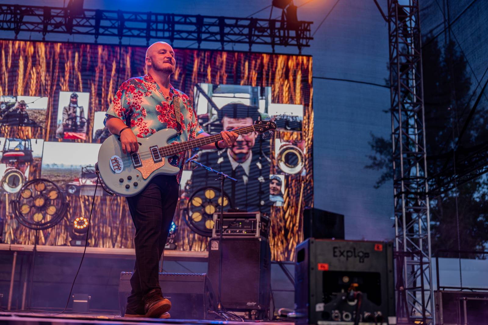 Mig 21 roztančili Holešovice, Areál 7 proměnili v jednu velkou párty