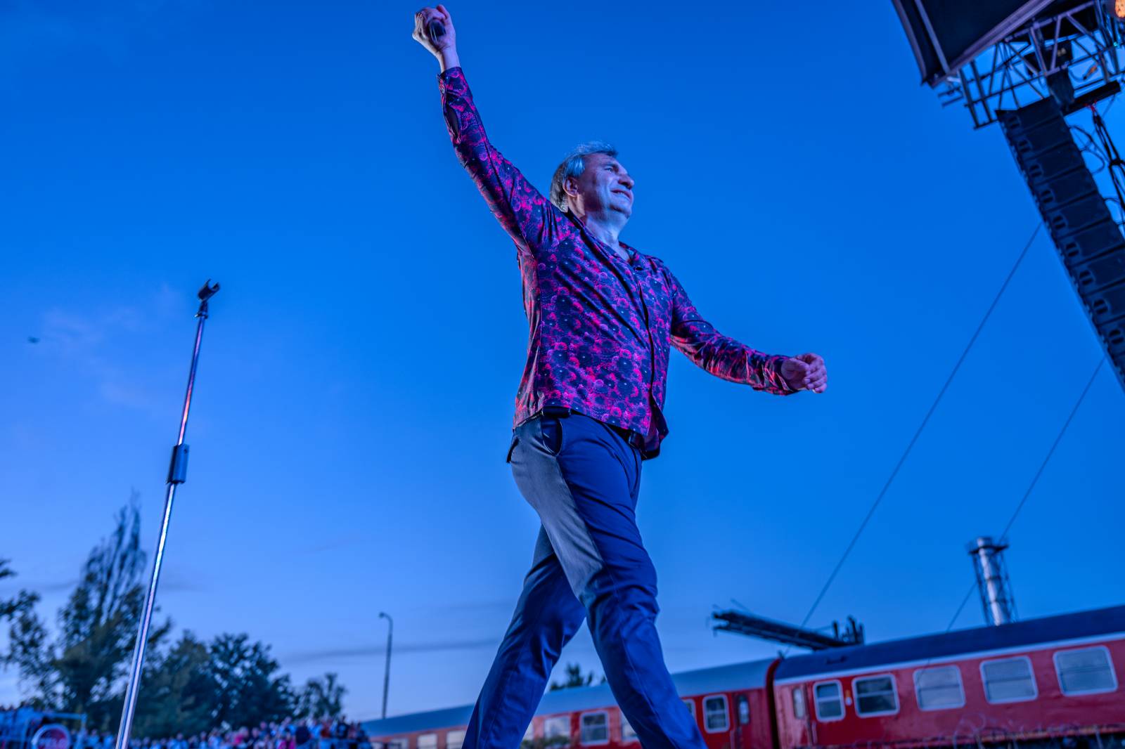 Mig 21 roztančili Holešovice, Areál 7 proměnili v jednu velkou párty