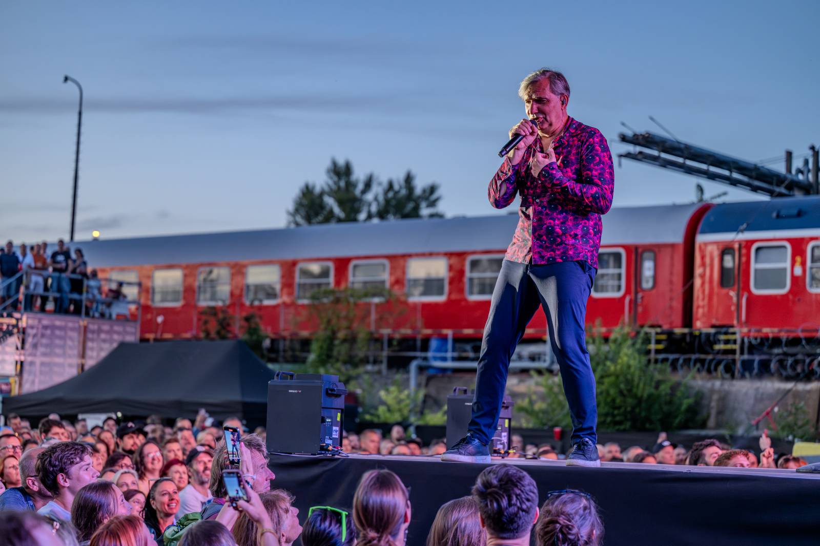 Mig 21 roztančili Holešovice, Areál 7 proměnili v jednu velkou párty