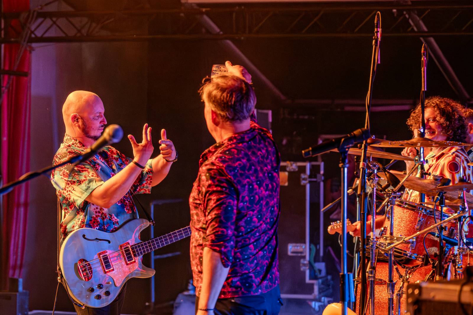 Mig 21 roztančili Holešovice, Areál 7 proměnili v jednu velkou párty