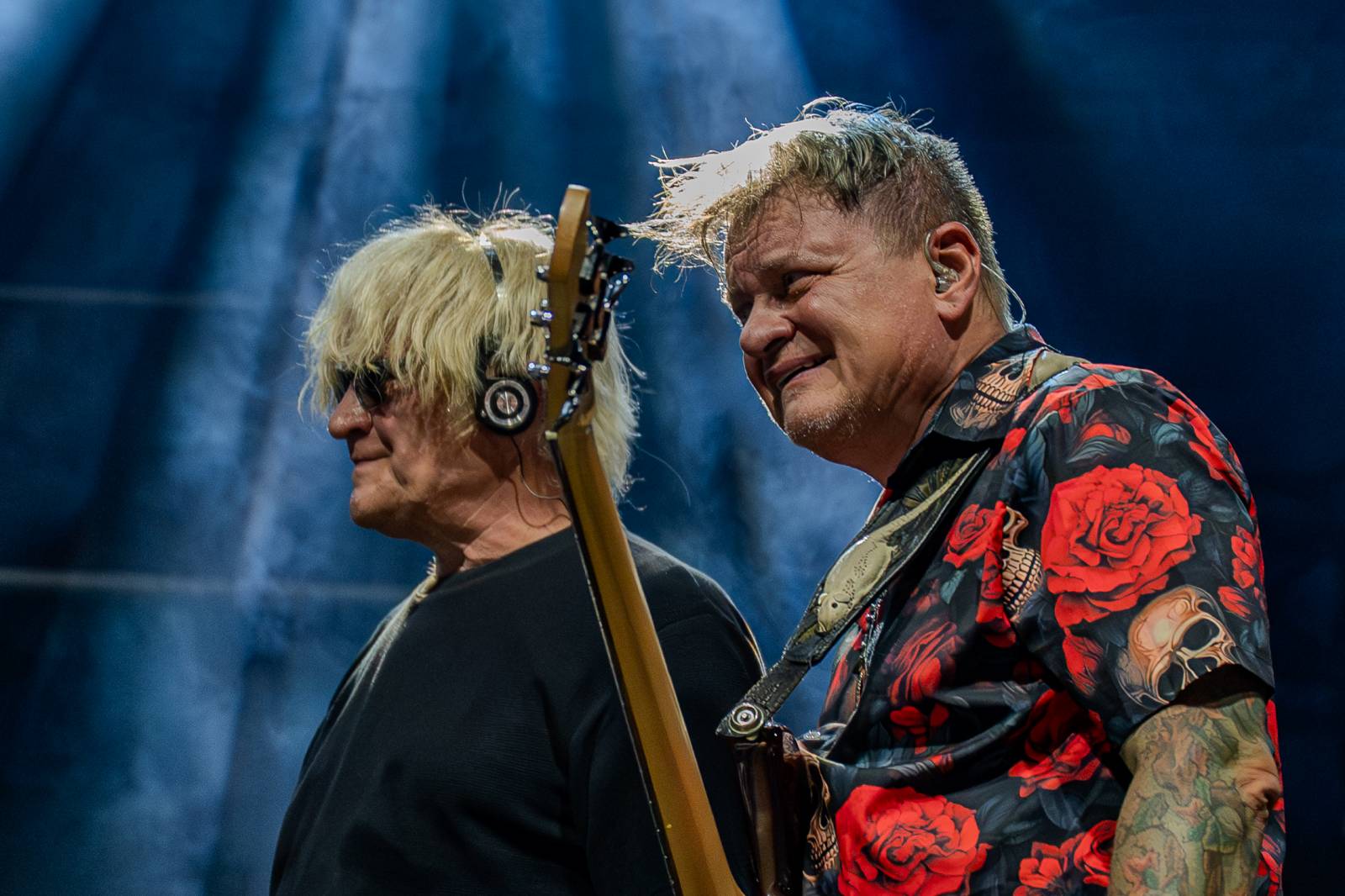 Kytarový souboj i hit za hitem. Pražský výběr dorazil do Areálu 7 v Praze s hostem Stevenem Mercuriem