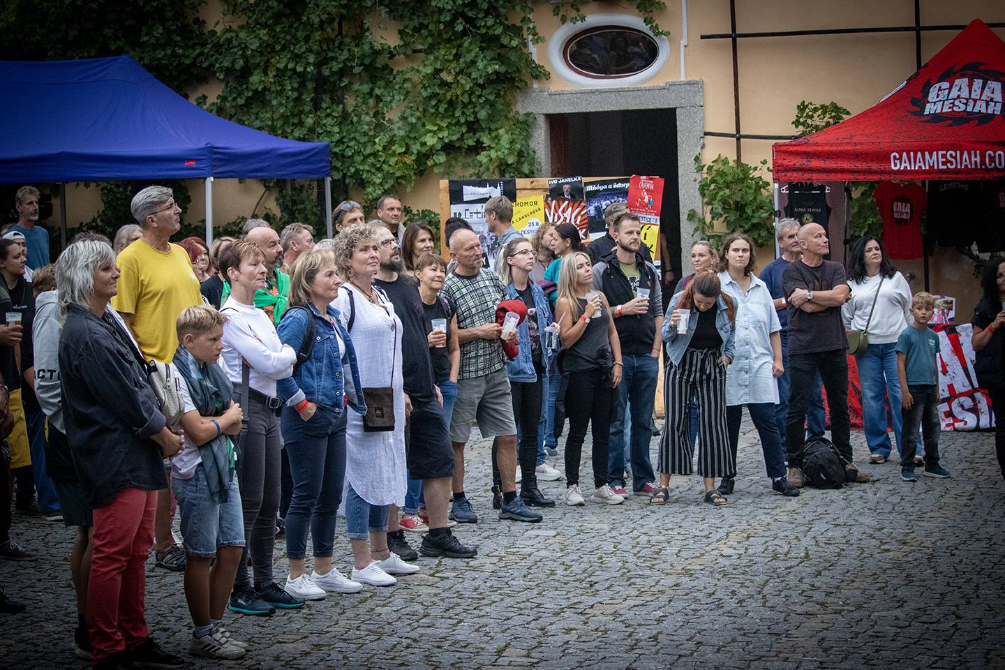 Konec prázdnin v Česticích: Gaiu Mesiah, Annu K. ani Sto zvířat bouře nezastavila