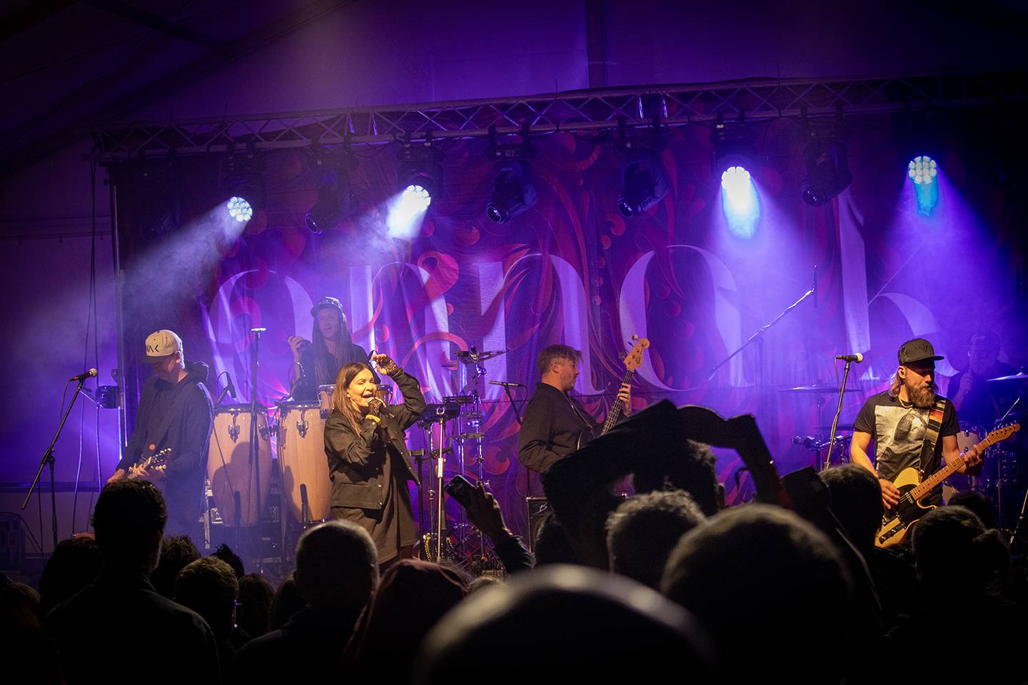 Konec prázdnin v Česticích: Gaiu Mesiah, Annu K. ani Sto zvířat bouře nezastavila