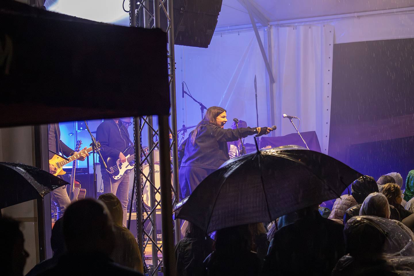 Konec prázdnin v Česticích: Gaiu Mesiah, Annu K. ani Sto zvířat bouře nezastavila