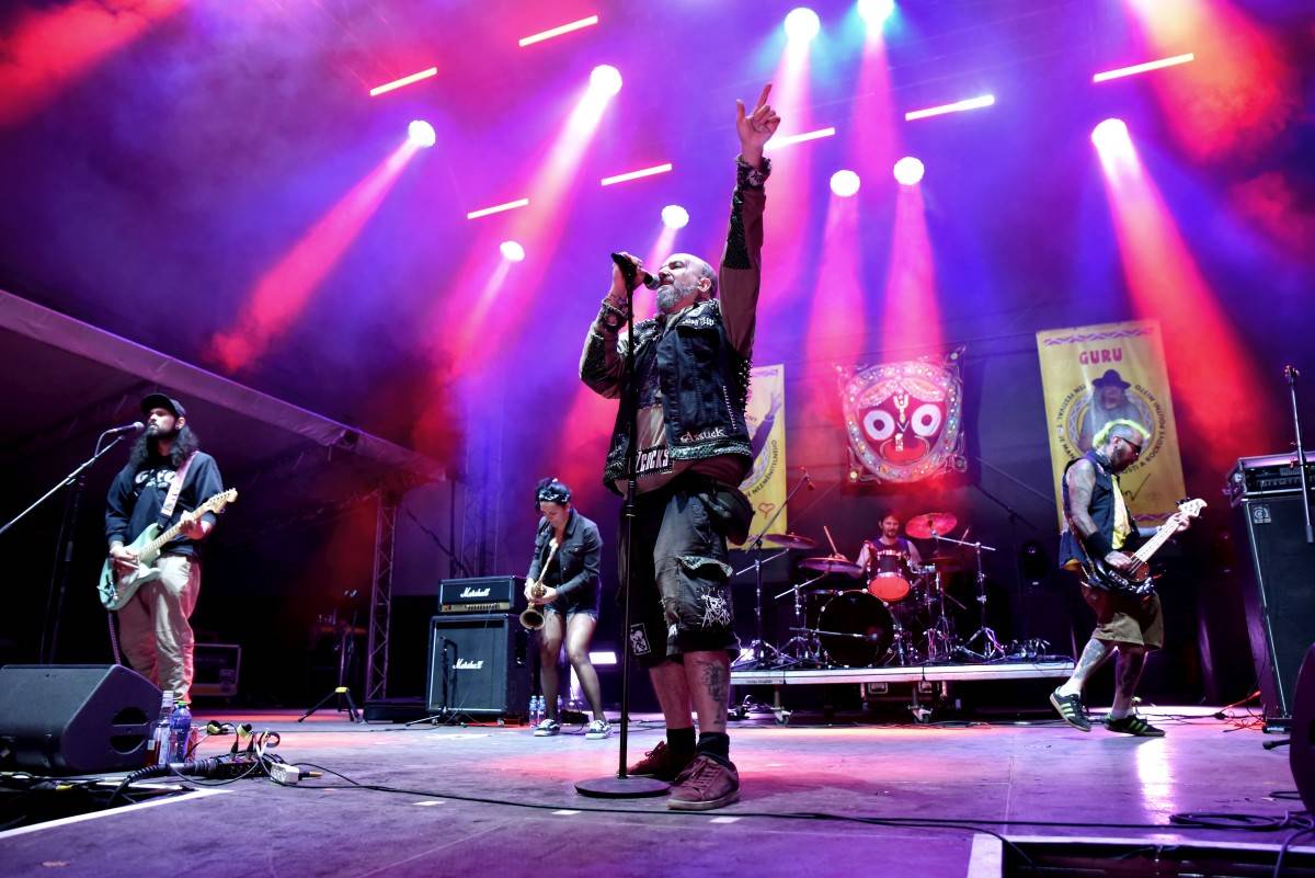 Závěr festivalu TrutnOFF obstarali punkeři Public Serpents, dorazili i Buty, Poletíme? a Ty Syčáci