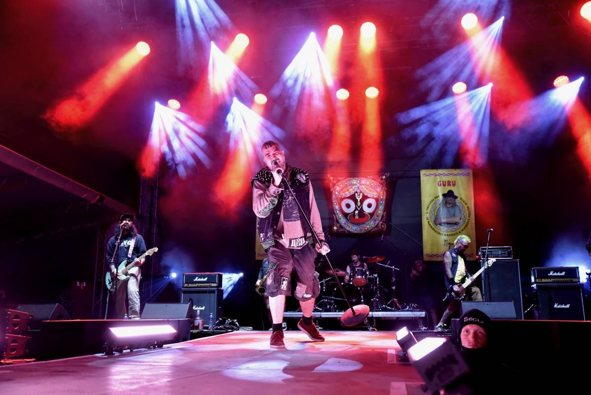 Závěr festivalu TrutnOFF obstarali punkeři Public Serpents, dorazili i Buty, Poletíme? a Ty Syčáci