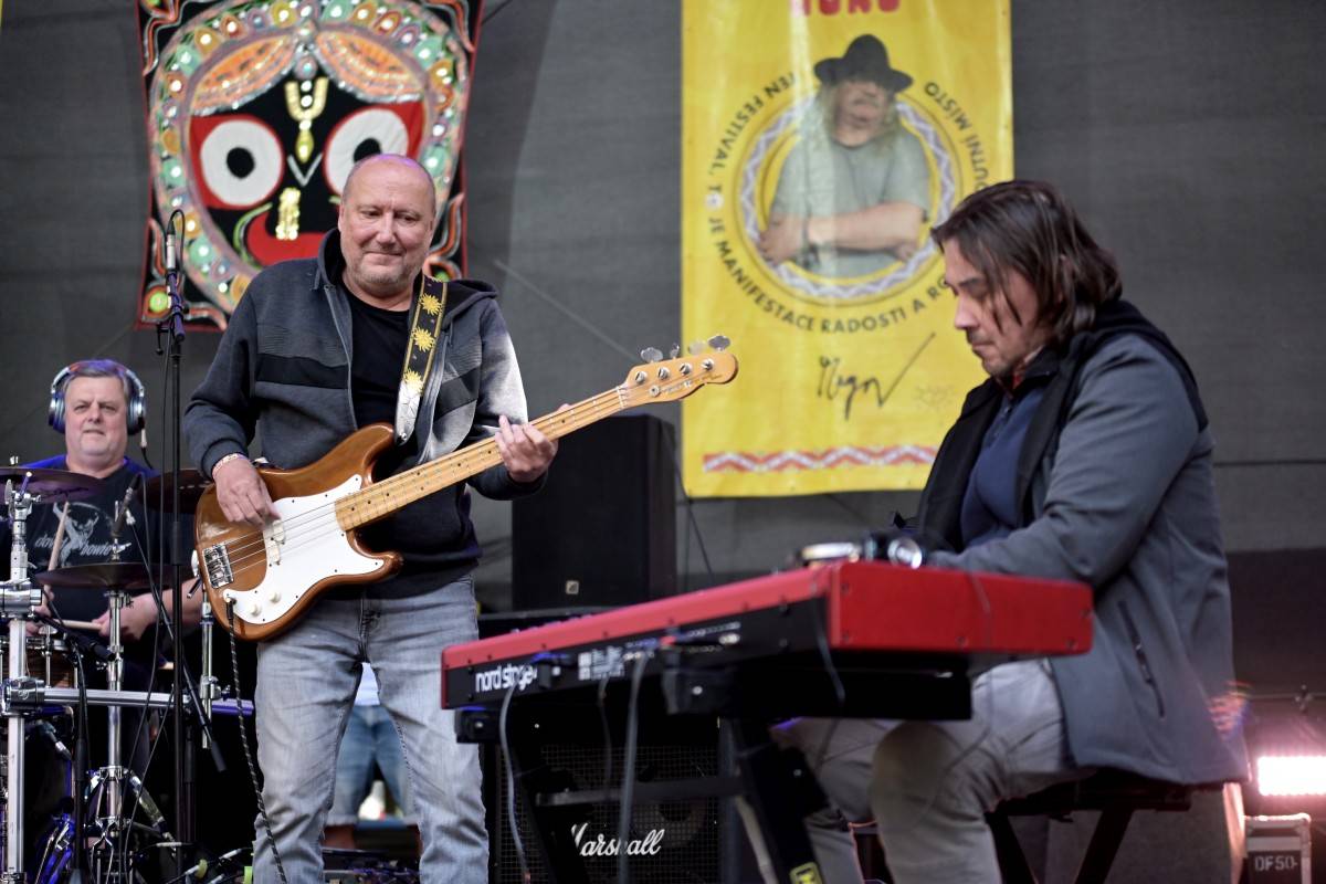 Závěr festivalu TrutnOFF obstarali punkeři Public Serpents, dorazili i Buty, Poletíme? a Ty Syčáci