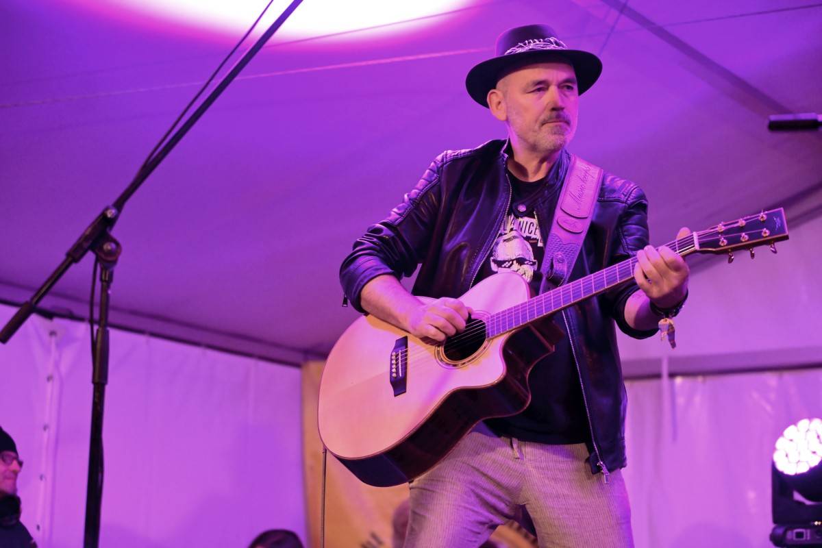 Závěr festivalu TrutnOFF obstarali punkeři Public Serpents, dorazili i Buty, Poletíme? a Ty Syčáci