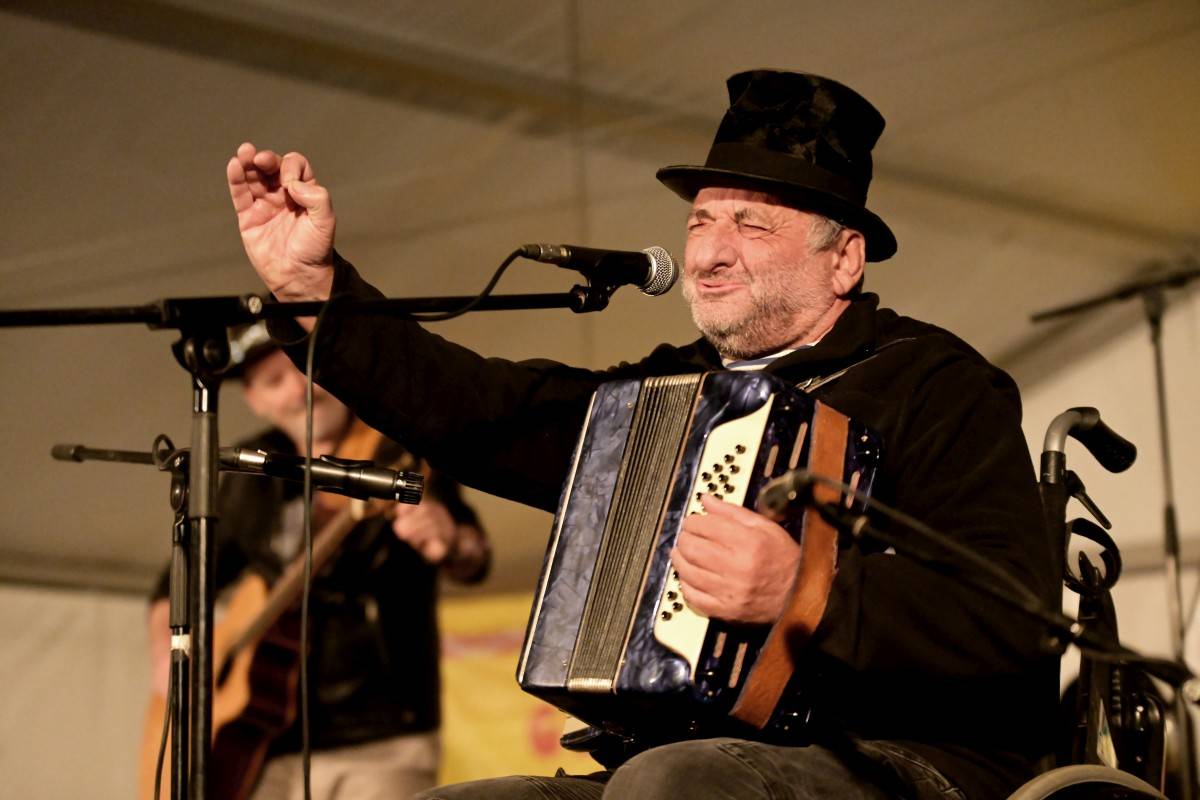 Závěr festivalu TrutnOFF obstarali punkeři Public Serpents, dorazili i Buty, Poletíme? a Ty Syčáci