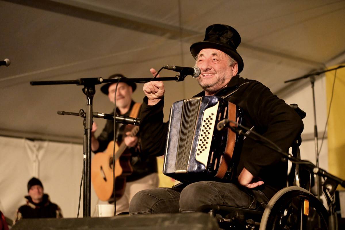 Závěr festivalu TrutnOFF obstarali punkeři Public Serpents, dorazili i Buty, Poletíme? a Ty Syčáci