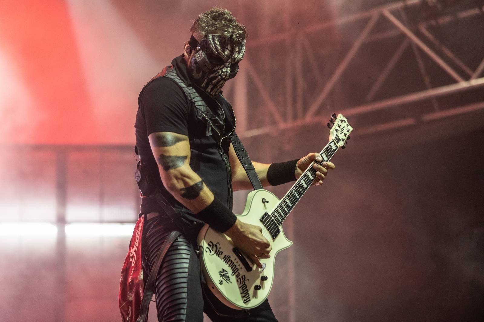 Hrady CZ na Bezdězu: Dojemné proslovy Marpa, punková rozcvička Visacího zámku i velkolepá show Dymytry