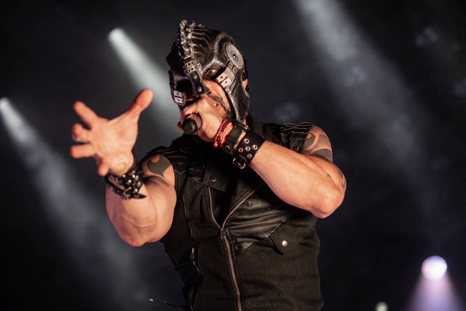 Hrady CZ na Bezdězu: Dojemné proslovy Marpa, punková rozcvička Visacího zámku i velkolepá show Dymytry