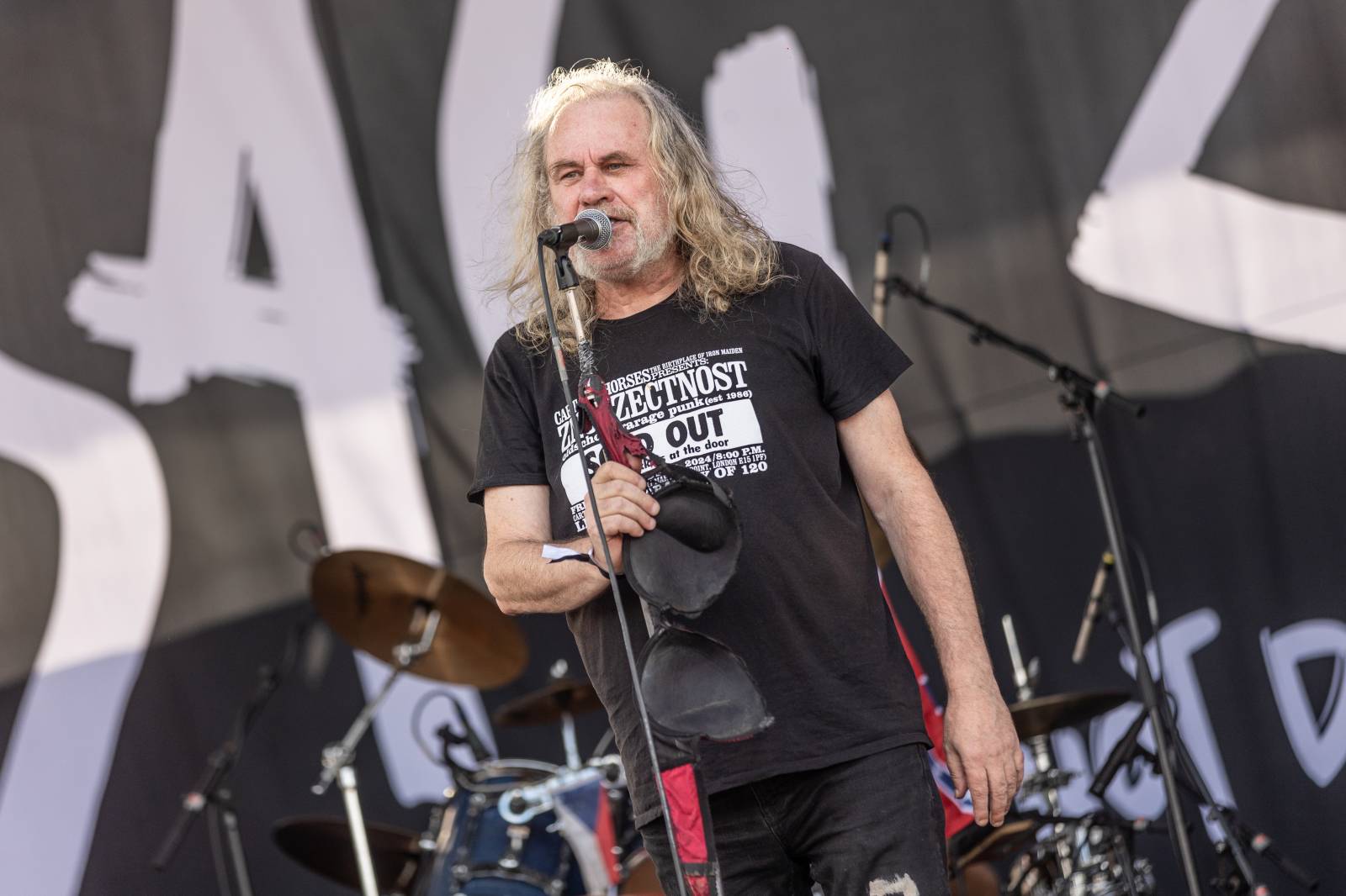 Hrady CZ na Bezdězu: Dojemné proslovy Marpa, punková rozcvička Visacího zámku i velkolepá show Dymytry