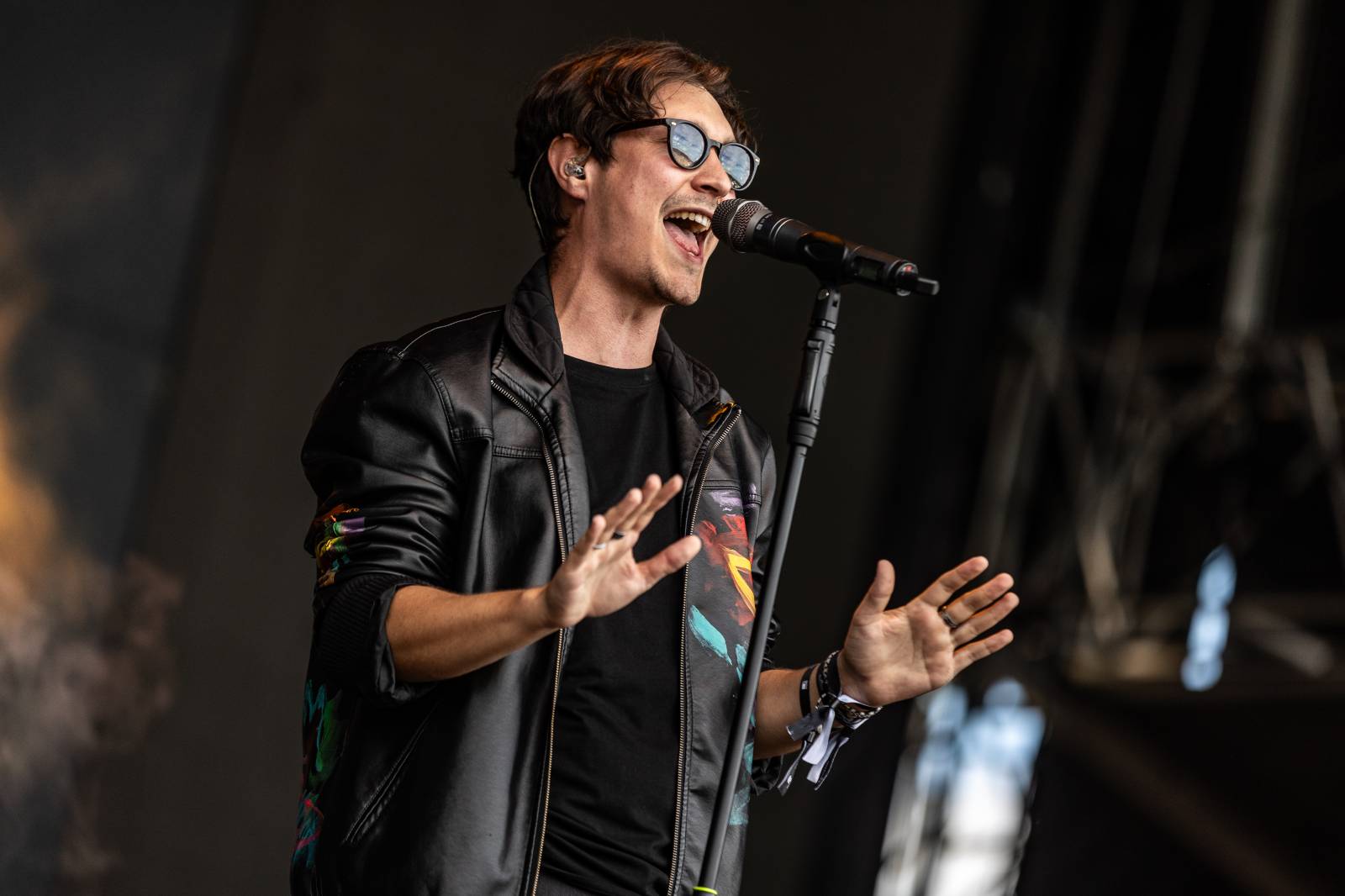 Hrady CZ na Bezdězu: Dojemné proslovy Marpa, punková rozcvička Visacího zámku i velkolepá show Dymytry