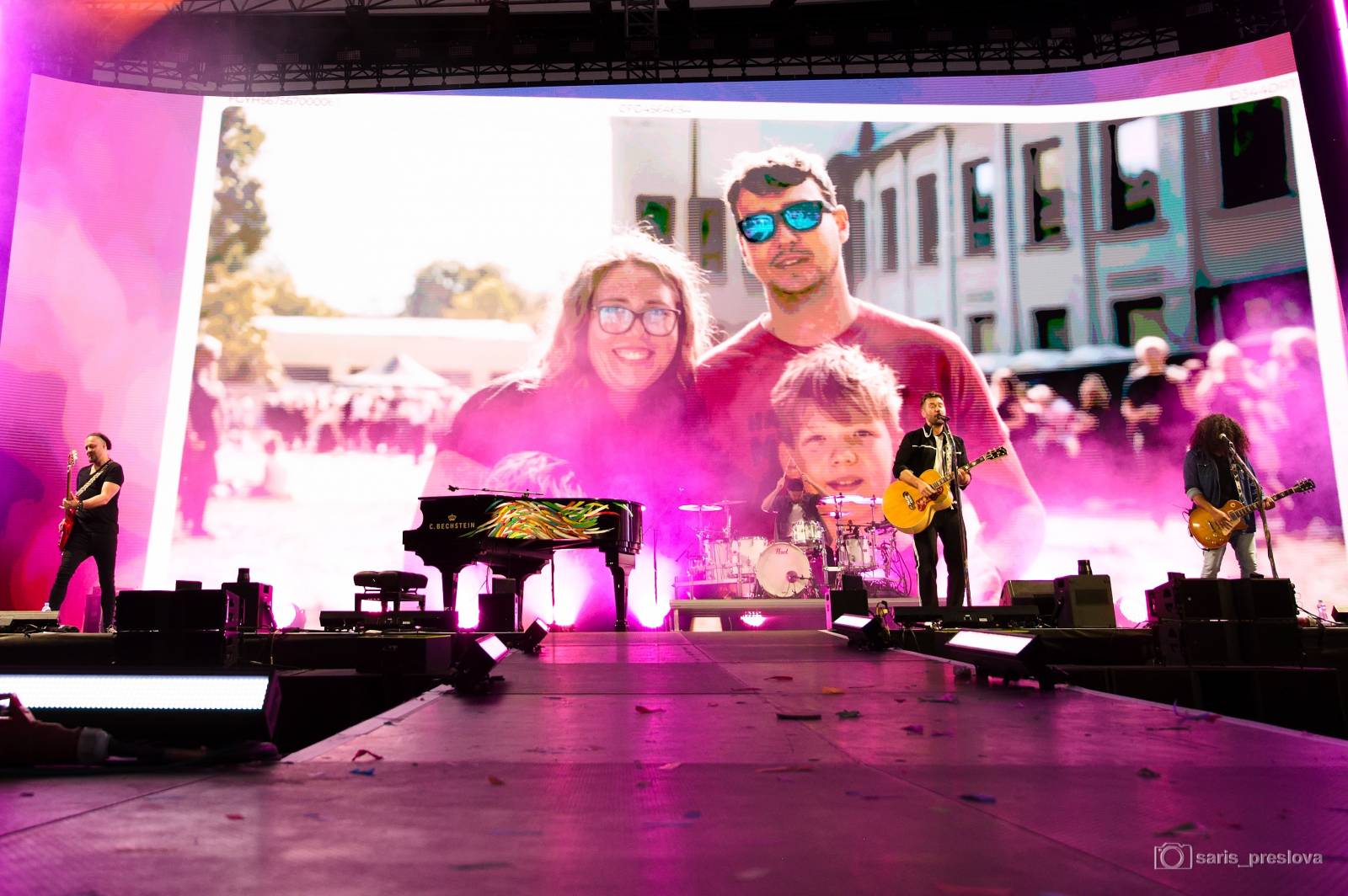 Marek Ztracený zakončil v Plzni své letní turné, s Pepou Bolanem si střihl hit Mandrage