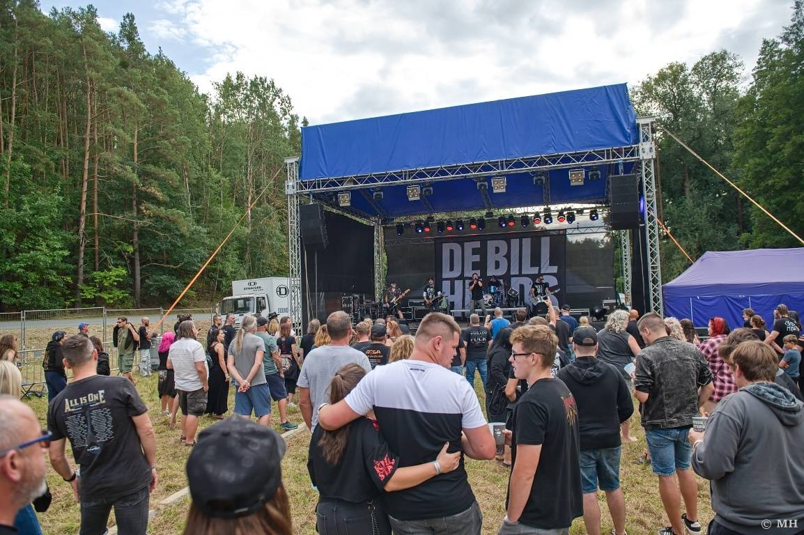 Rockové léto na Mži slavilo deset let. Festivalu blahopřáli Cocotte Minute, Komunál, De Bill Heads i Septic People