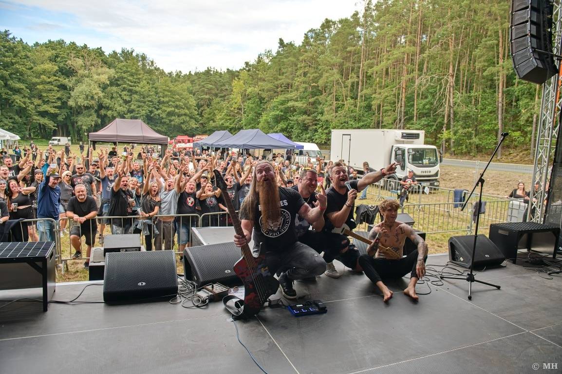 Rockové léto na Mži slavilo deset let. Festivalu blahopřáli Cocotte Minute, Komunál, De Bill Heads i Septic People