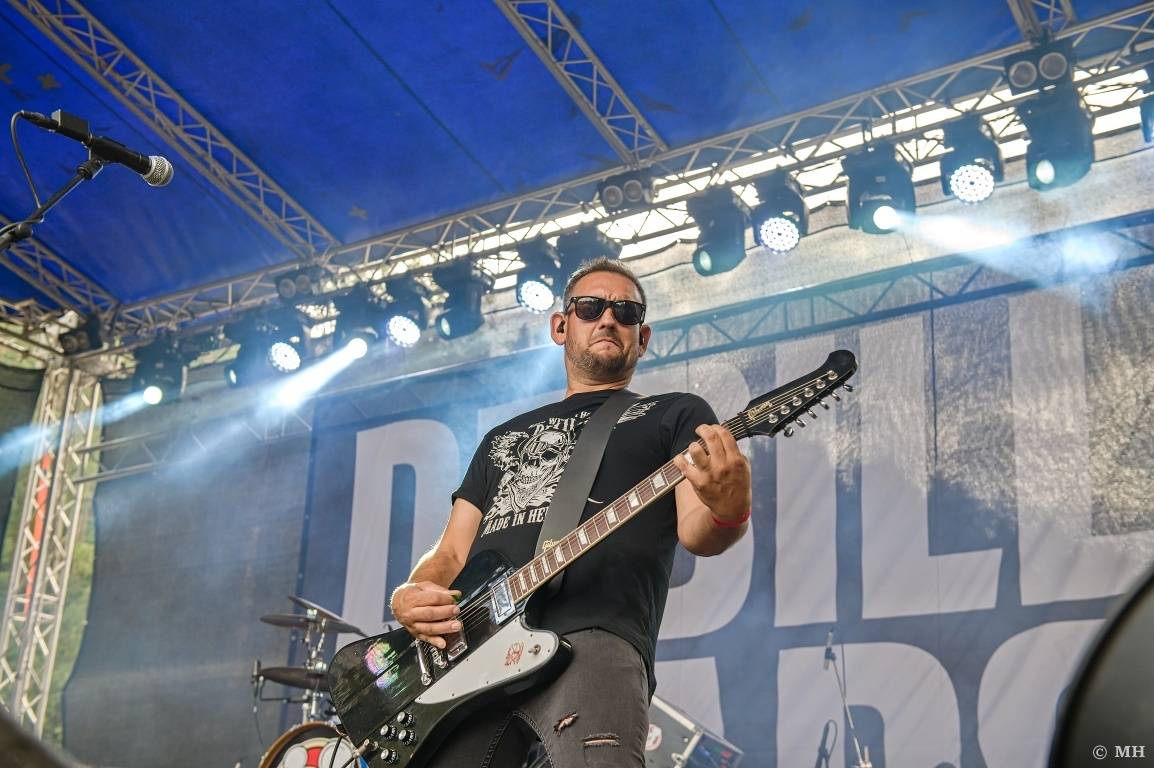 Rockové léto na Mži slavilo deset let. Festivalu blahopřáli Cocotte Minute, Komunál, De Bill Heads i Septic People