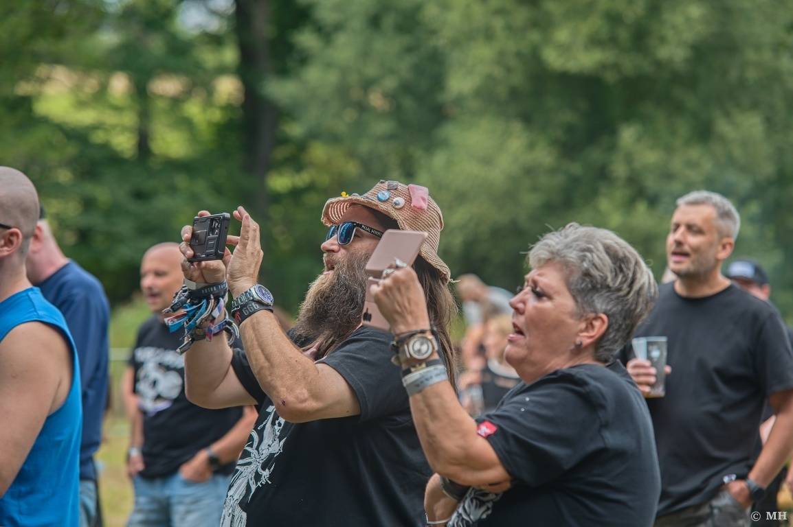 Rockové léto na Mži slavilo deset let. Festivalu blahopřáli Cocotte Minute, Komunál, De Bill Heads i Septic People