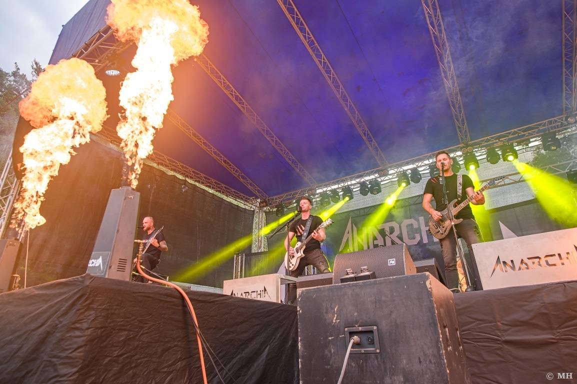 Rockové léto na Mži slavilo deset let. Festivalu blahopřáli Cocotte Minute, Komunál, De Bill Heads i Septic People